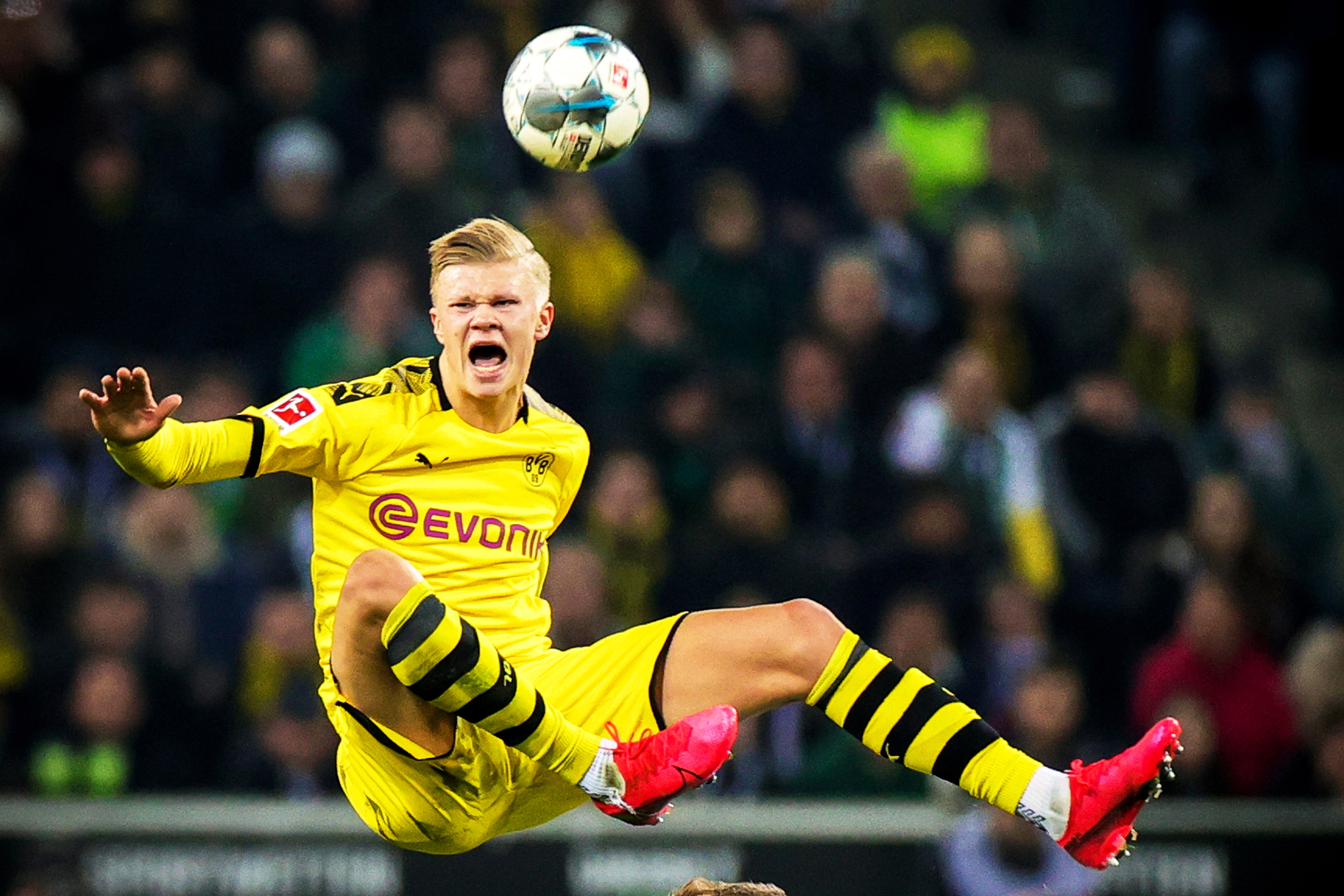 再战发展联盟！赛前杨瀚森与队友一同观看录像